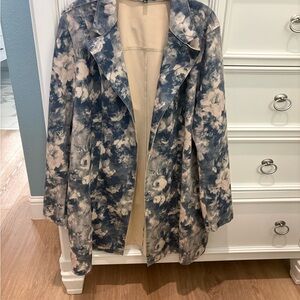 Premise Blue and Cream Floral Trench Coat